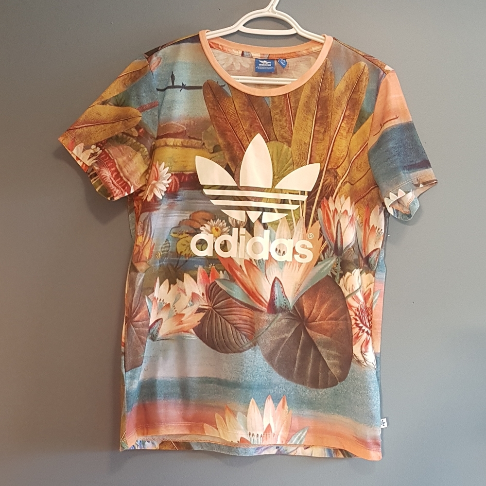 FINAL SALE. Farm Rio × Adidas collab T-Shirt